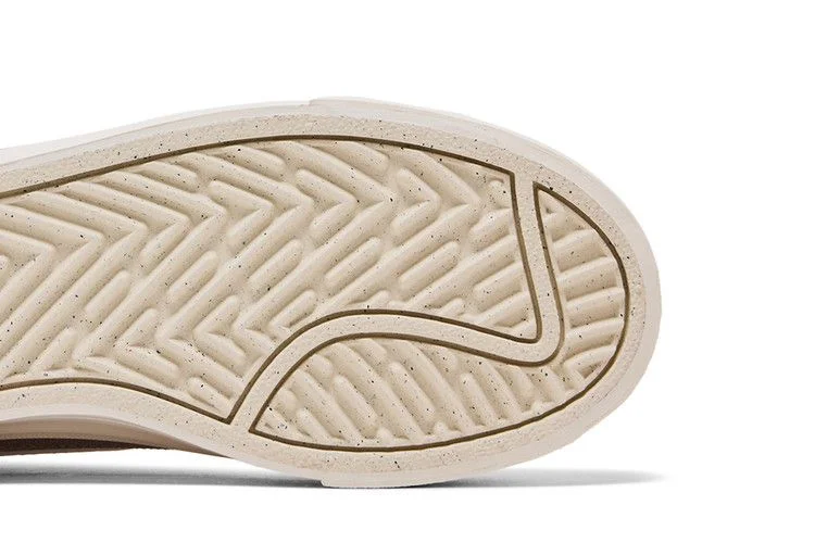 Кроссовки Nike Wmns Court Legacy Lift 'Silt Red Malt'