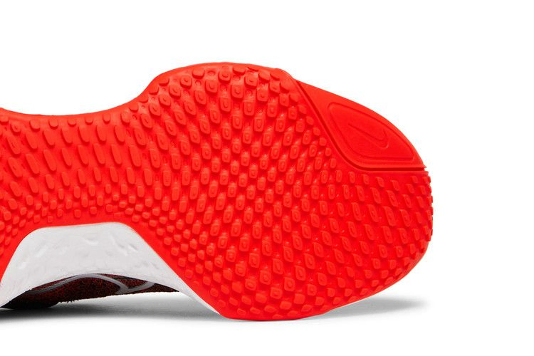 Кроссовки Nike ZoomX Invincible Run Flyknit 'Black Bright Crimson'