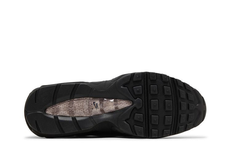 a-ma-maniere-x-air-max-95-burgundy-ash-fz8743-200_03