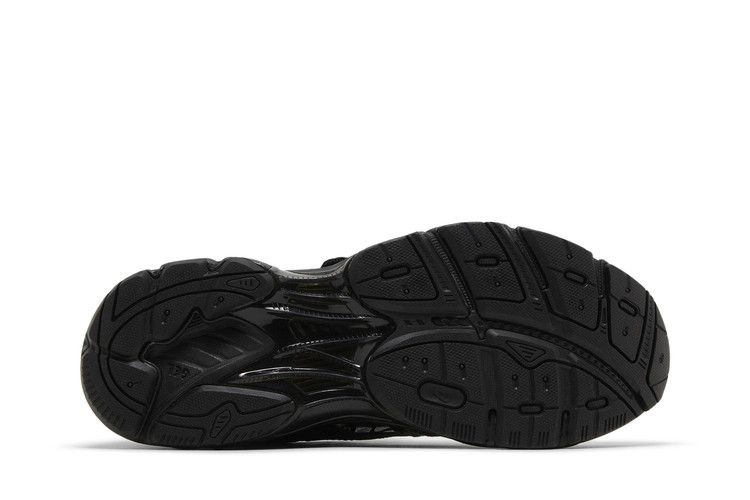 cecilie-bahnsen-x-gt-2160-black-1203a321-001_03