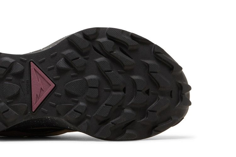 wmns-pegasus-trail-3-khaki-light-mulberry-dm6143-247_04