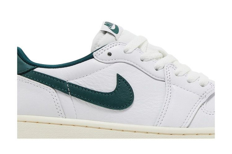 wmns-air-jordan-1-retro-low-og-oxidized-green-cz0775-133_01