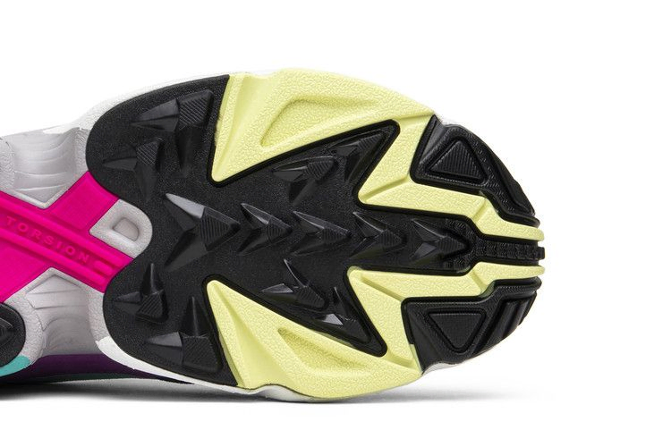 wmns-falcon-bb9175_04