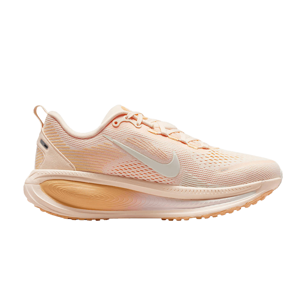 Кроссовки Wmns Nike Vomero 18 'Guava Ice Orange Chalk'