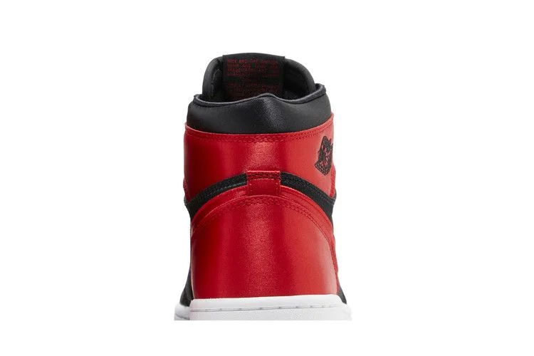 Krossovki-Wmns-Air-Jordan-1-Retro-High-OG-Satin-Bred-2023-6