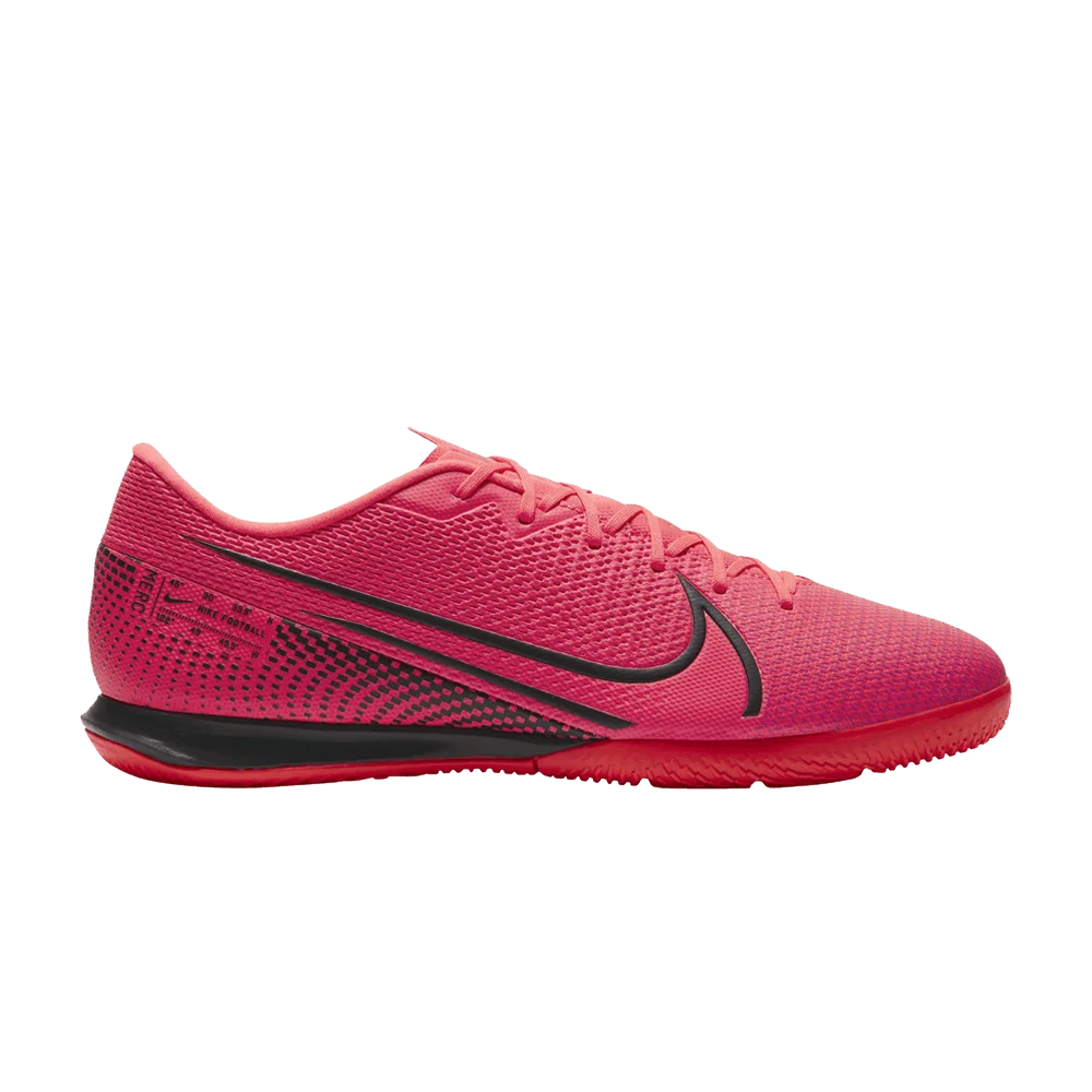 Кроссовки Nike Vapor 13 Academy IC 'Future Lab Pack'