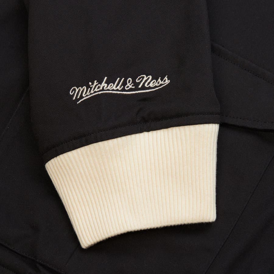 Куртка на молнии Mitchell & Ness Black Chicago Blackhawks Vintage Logo Replay Cotton Twill Full-Zip Jacket