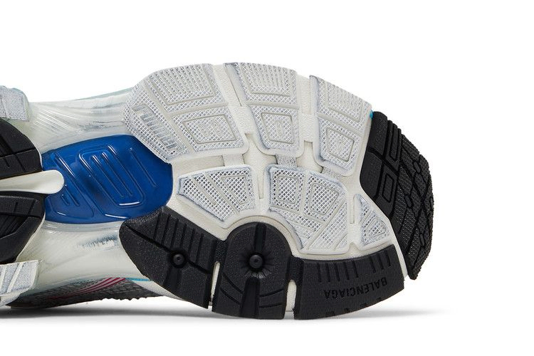 balenciaga-wmns-runner-sneaker-worn-out-white-multi-color-772767-w3rbw-9645_04