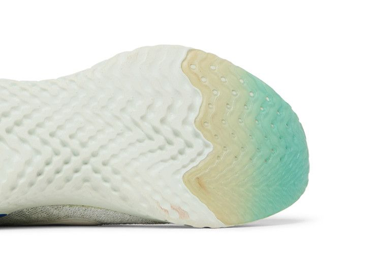 Кроссовки Nike Wmns Epic React Flyknit 2 'White Light Aqua'