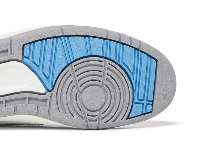 Кроссовки Air Jordan 2 Retro Low 'UNC'