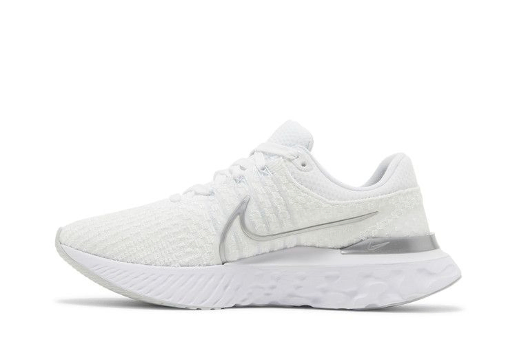 wmns-react-infinity-run-flyknit-3-white-metallic-silver-dd3024-101_02