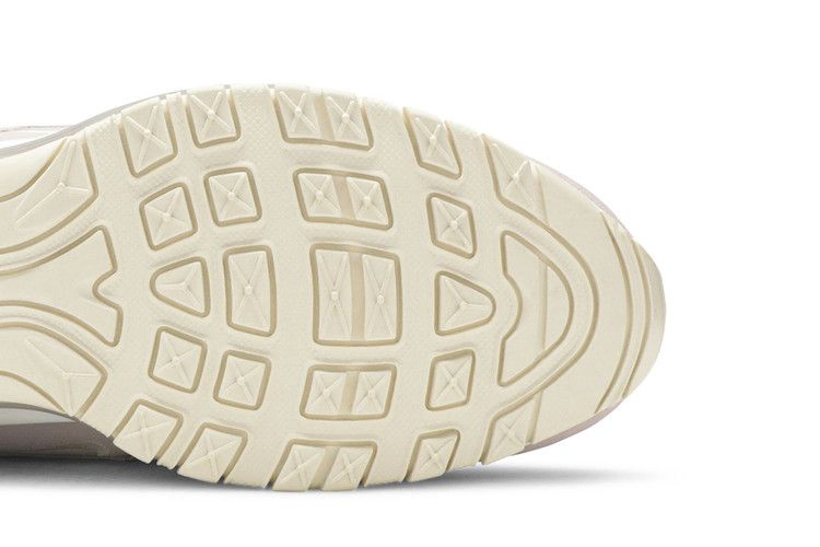 wmns-air-max-97-premium-pink-scales-917646-500_04