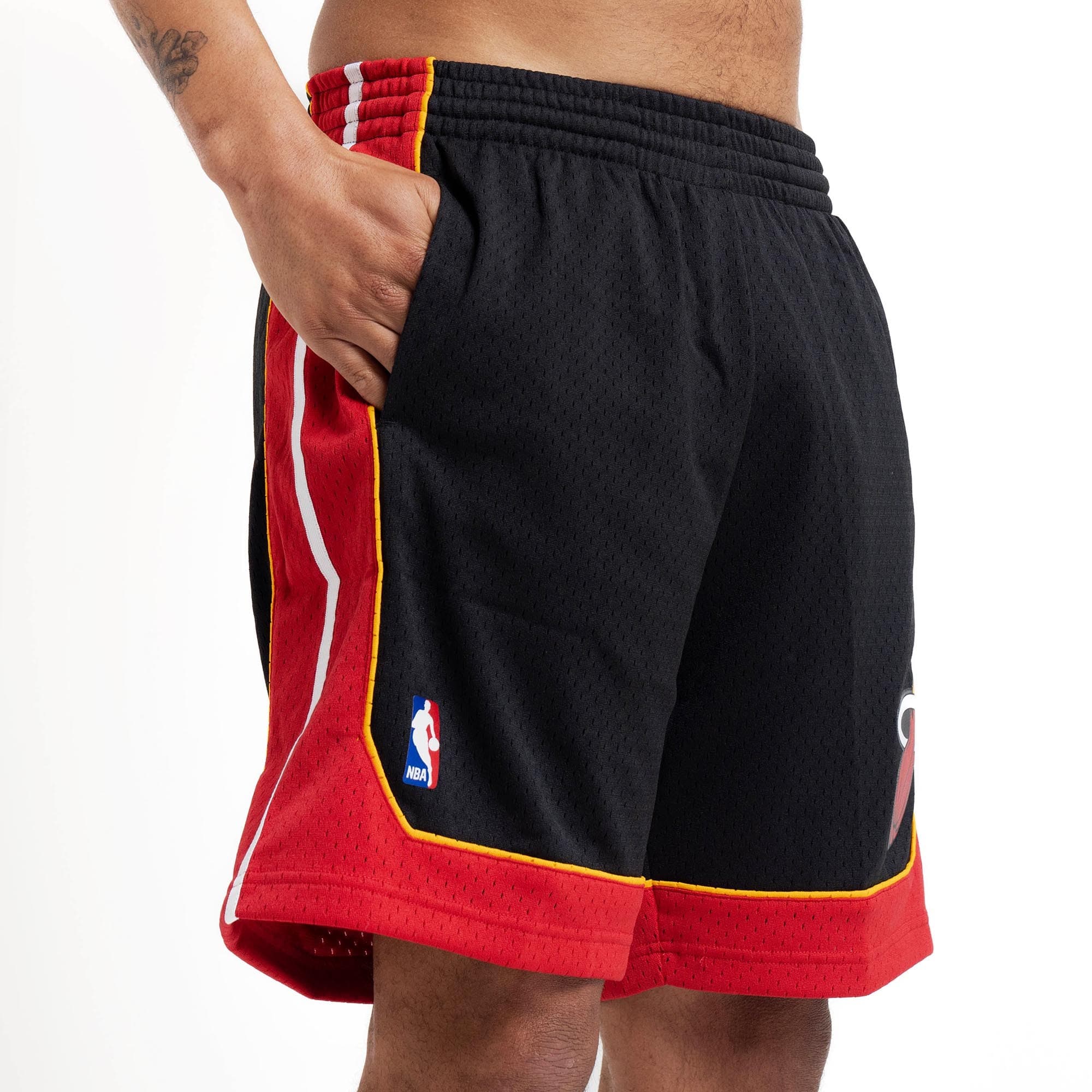 Спортивные шорты Mitchell & Ness Miami Heat 2012-13 Hardwood Classics Throwback Swingman NBA Shorts