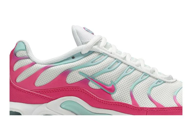Krossovki-Nike-Air-Max-Plus-GS-South-Beach-1