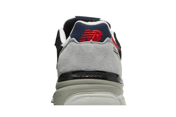 Krossovki-New-Balance-920-Made-In-England-Grey-Black-6