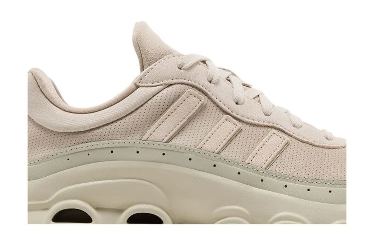 Krossovki-adidas-adiFOM-Megaride-Wonder-Beige-1