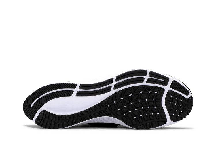 Кроссовки Nike Air Zoom Pegasus 37 FlyEase 'Black White'