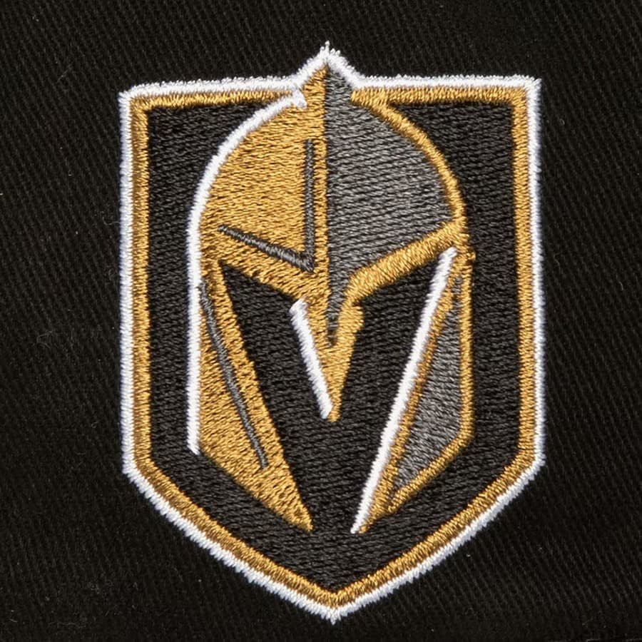 Бейсболка Mitchell & Ness Black Vegas Golden Knights Block Sweep Pro Adjustable Hat