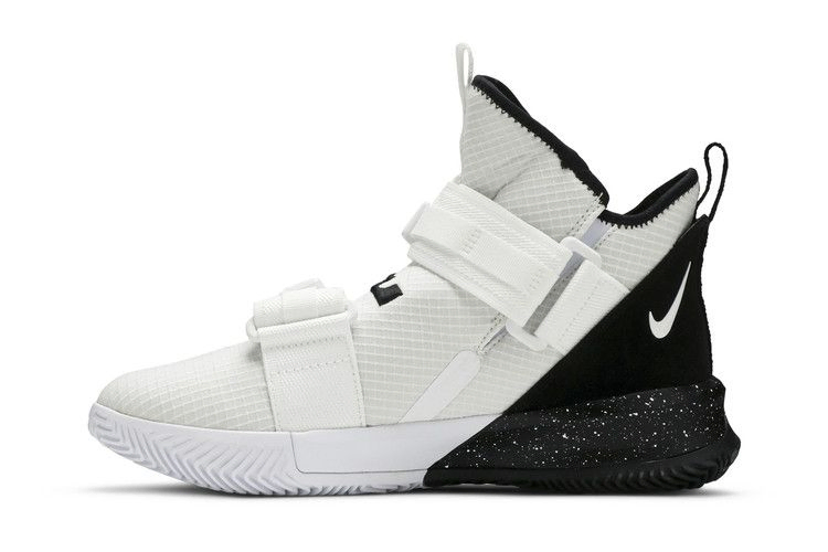 lebron-soldier-13-sfg-tb-white-black-cn9809-113_02