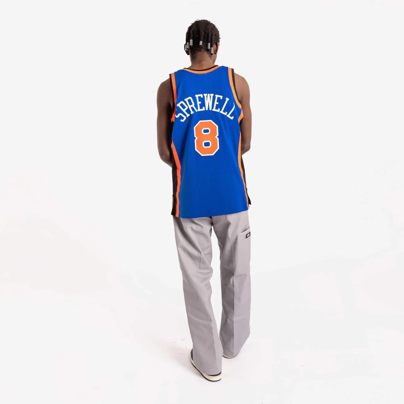 1998-99-New-York-Knicks-Latrell-Sprewell-8-Swingman-Hardwood-Classics-Blue-Jersey-4