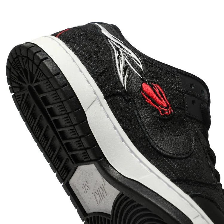 Krossovki-Wasted-Youth-x-Nike-Dunk-Low-SB-Black-Denim-8