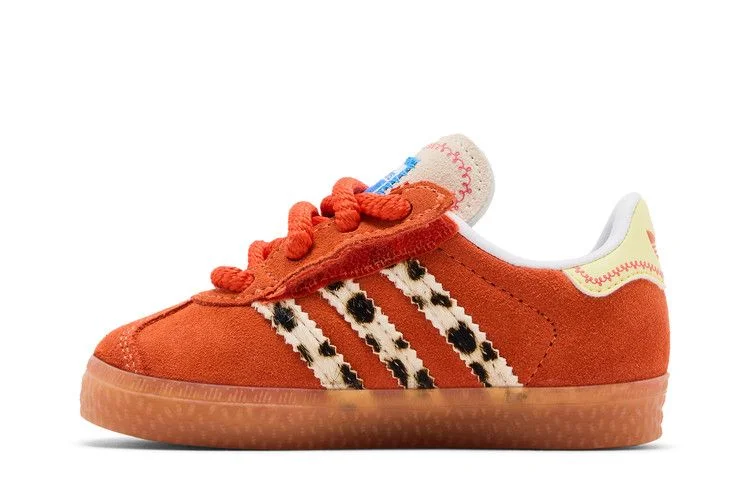 Кроссовки Toy Story x adidas Gazelle Comfort Closure EL I 'Jessie'