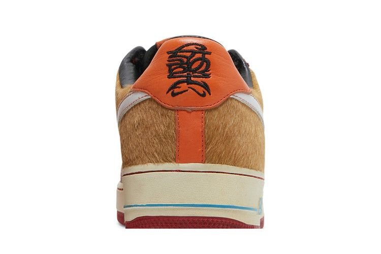 Кроссовки Nike Air Force 1 Low Premium 'Year of the Dog'