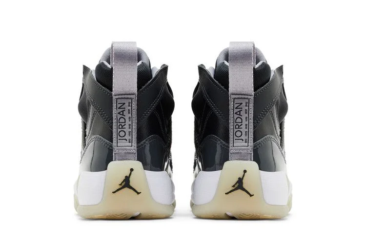 Krossovki-Air-Jordan-Wmns-Jumpman-Two-Trey-Black-Cement-Grey-5