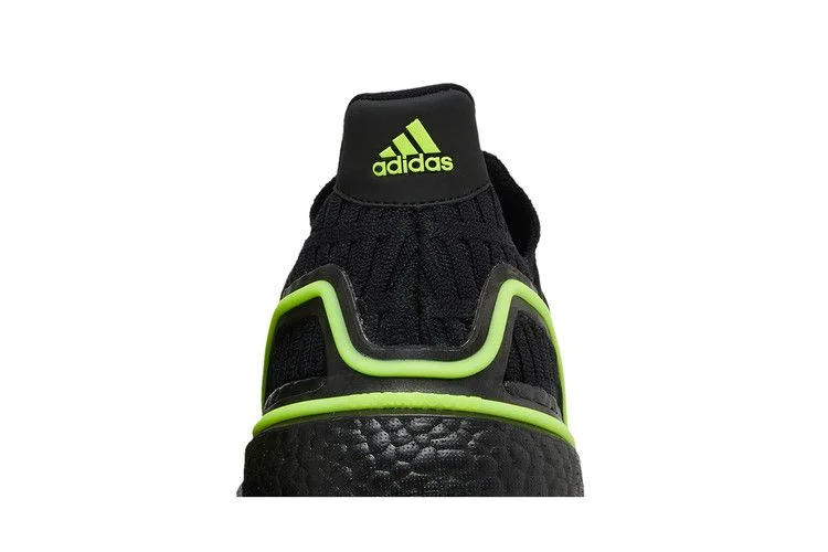 Krossovki-adidas-UltraBoost-CC_1-DNA-Black-Solar-Yellow-6