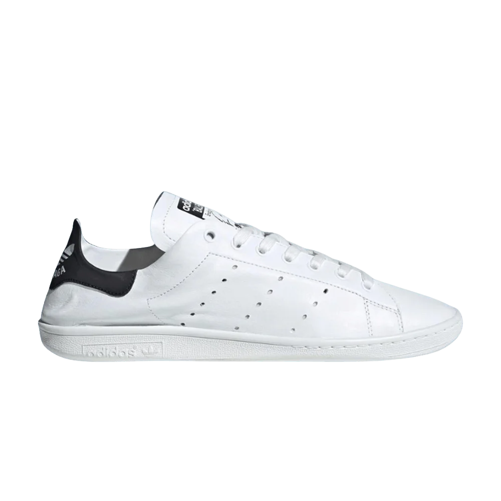 Krossovki-Balenciaga-x-adidas-Destroyed-Stan-Smith-Core-White-Black