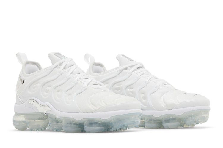 wmns-air-vapormax-plus-white-metallic-silver-fq8895-100_07