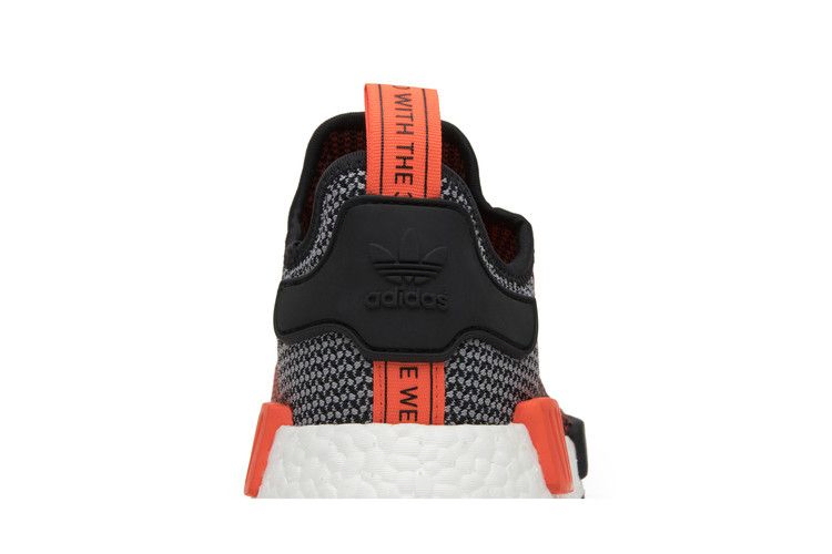 Кроссовки Adidas NMD_R1 'Lush Red'
