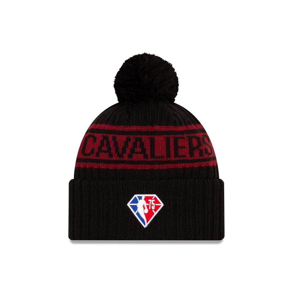 New-Era-Cleveland-Cavaliers-2021-Draft-Edition-Pom-Knit-NBA-Beanie-2
