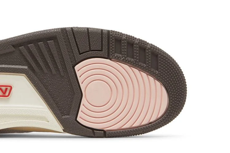 Кроссовки Wmns Air Jordan 3 Retro 'Neapolitan'