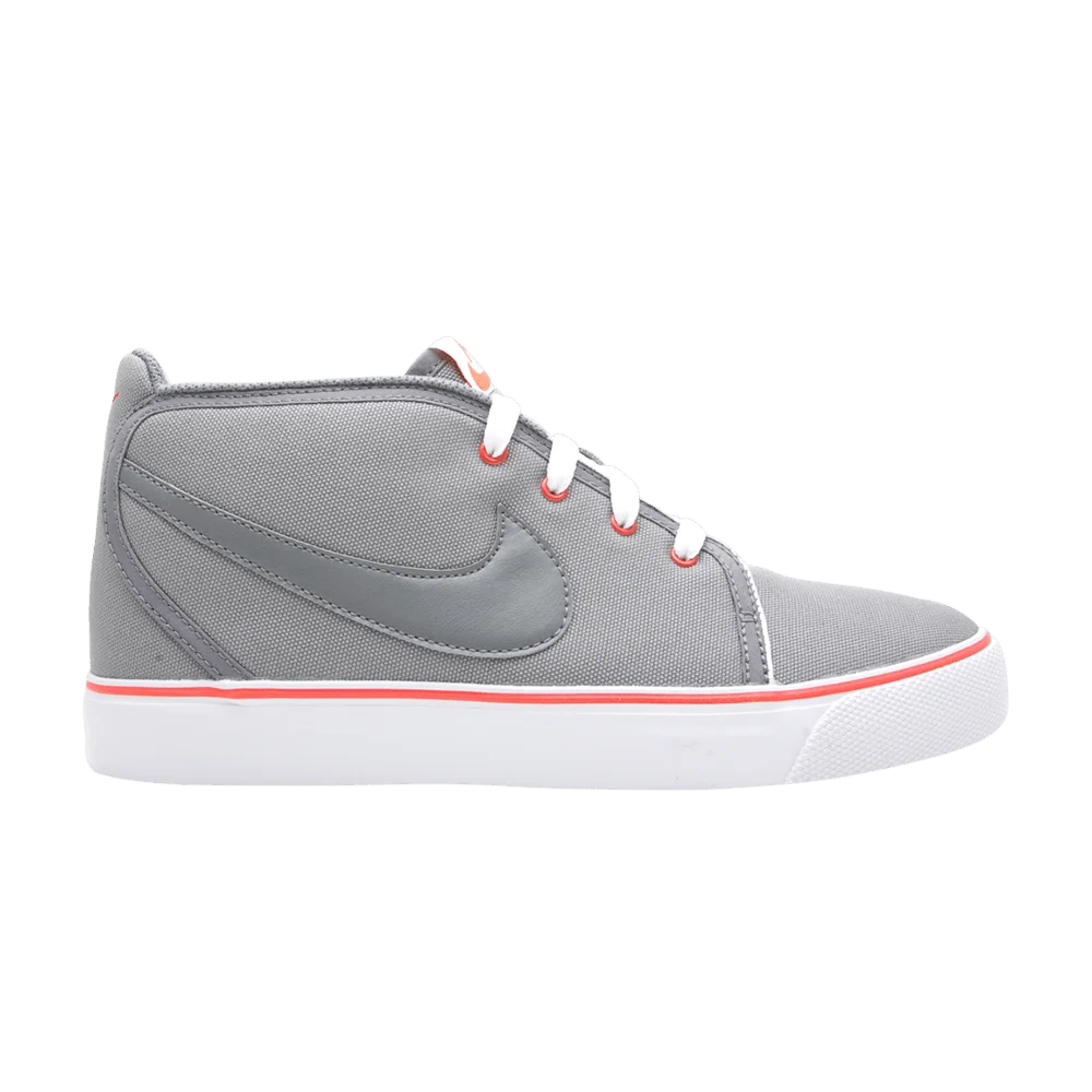 Krossovki-Nike-Toki-Nd