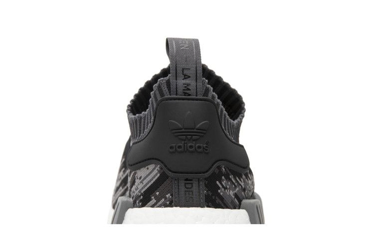 Кроссовки Adidas NMD_R1 Primeknit 'Grey Three'