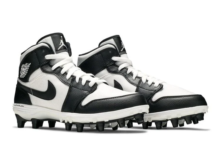 Krossovki-Air-Jordan-1-Mid-TD-Cleat-Black-White-7