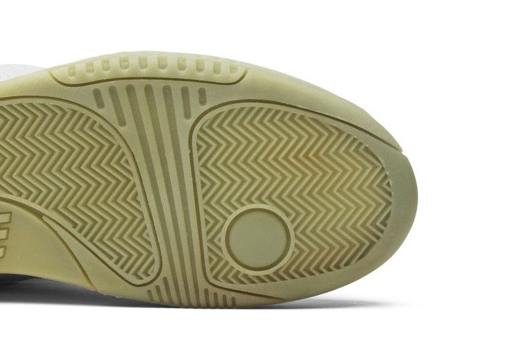 air-yeezy-2-nrg-508214-010_04