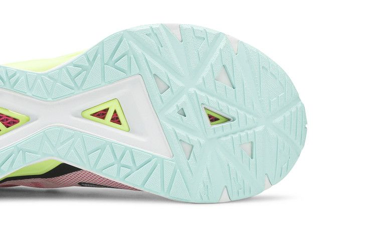 wmns-ultraride-aruba-blue-pink-193756-04_04