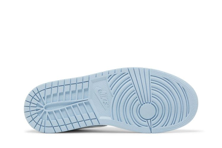Кроссовки Wmns Air Jordan 1 Low SE 'Reverse Ice Blue'