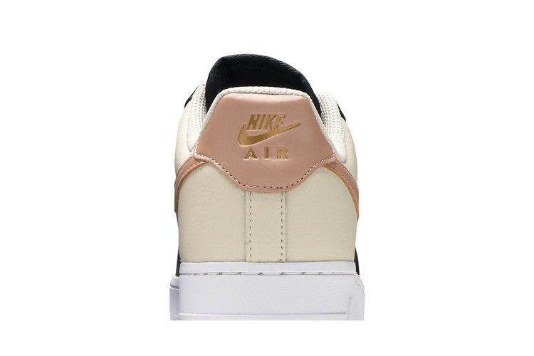 Кроссовки Nike Wmns Air Force 1 '07 'Black Metallic Red Bronze'