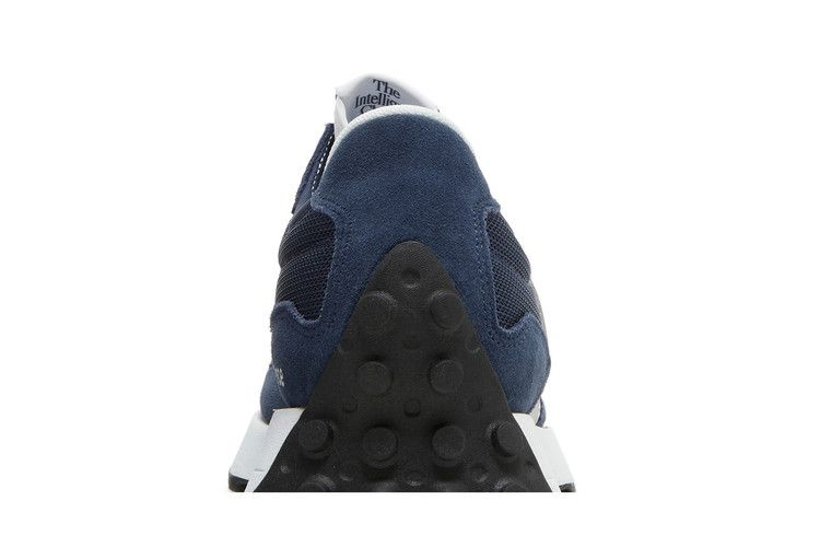 Кроссовки New Balance 327 'Natural Indigo Metallic Silver'