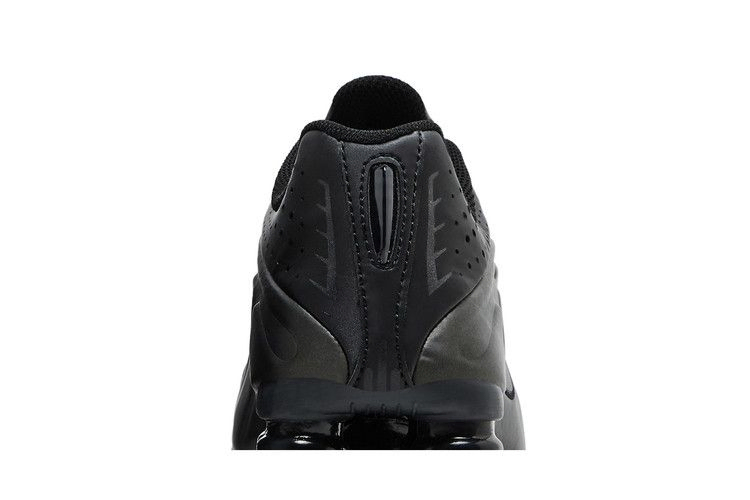 Кроссовки Nike Shox R4 GS 'Triple Black'