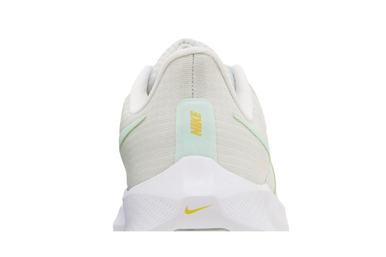 Кроссовки Nike Wmns Air Zoom Pegasus 39 'Pure Platinum Barely Green'
