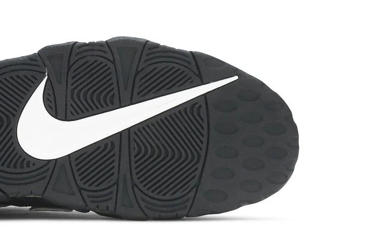 Krossovki-Nike-Air-More-Uptempo-Black-White-2020-4