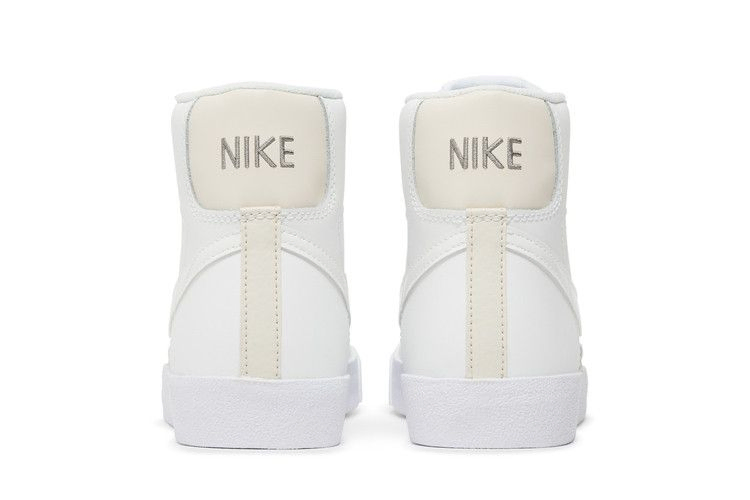 blazer-mid-77-gs-white-light-orewood-brown-da4086-104_05