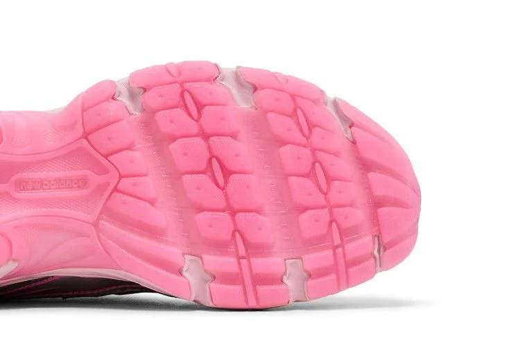 Кроссовки atmos pink x New Balance 740 'Pink Vacation'