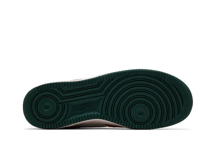Кроссовки Nike Air Force 1 '07 LV8 'Hemp Fir'