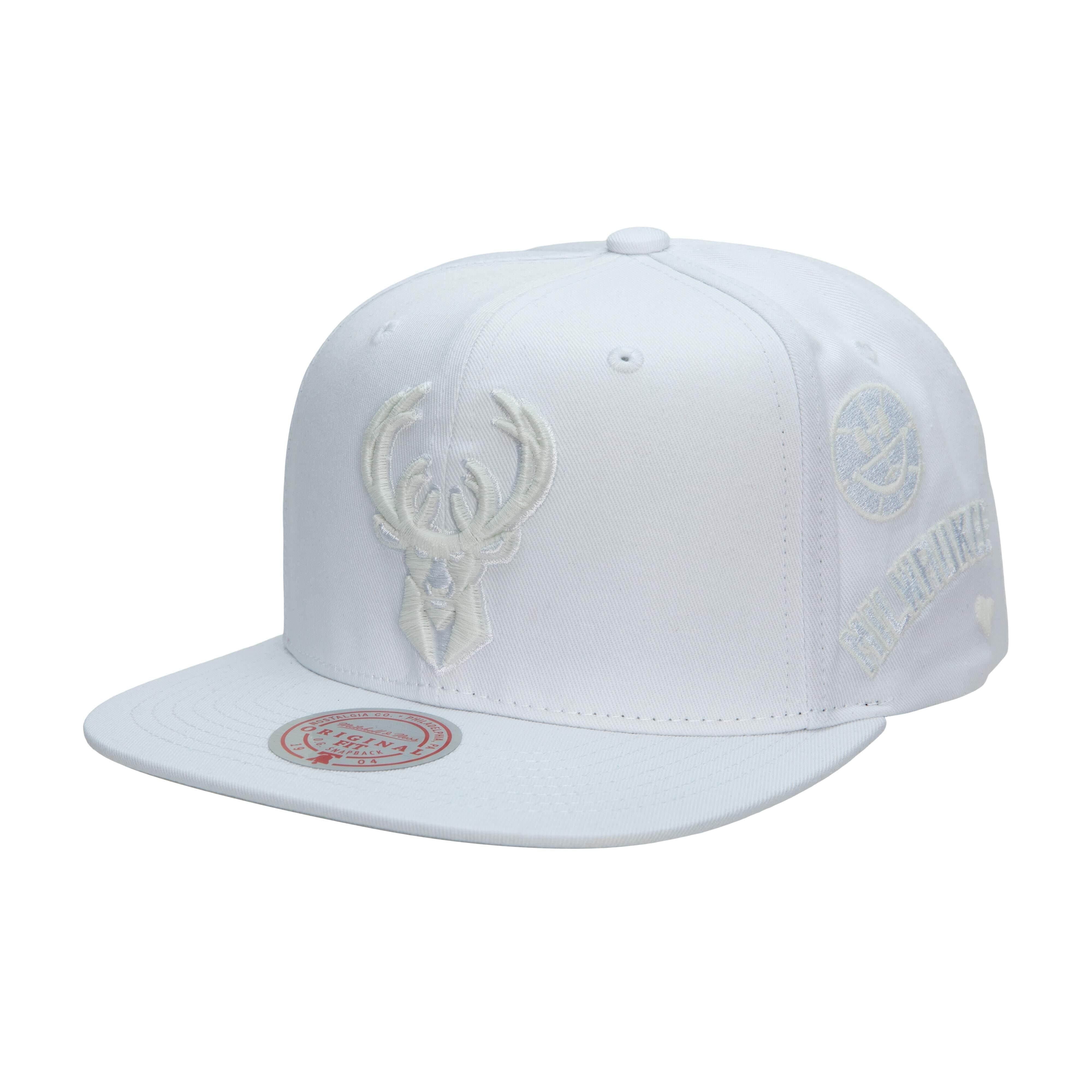 Бейсболка Mitchell & Ness UV Reactive Snapback Milwaukee Bucks Hat