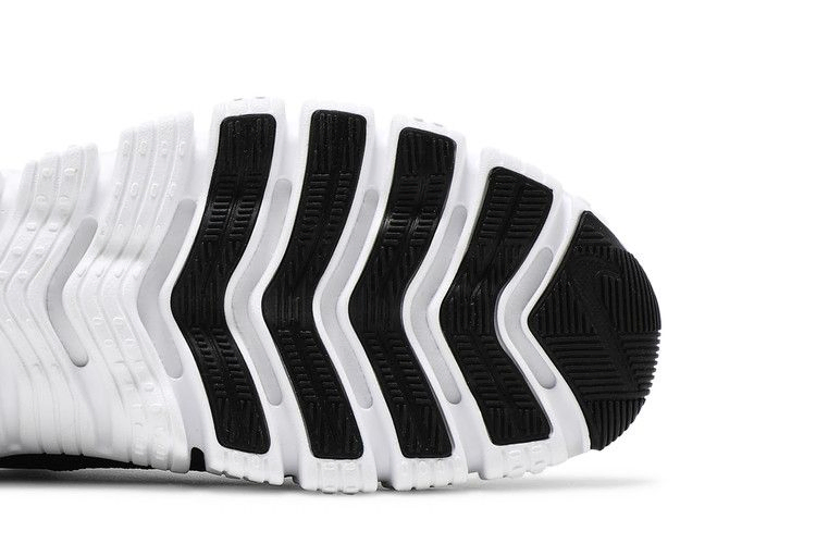 Кроссовки Nike Free Metcon 4 'Black White'
